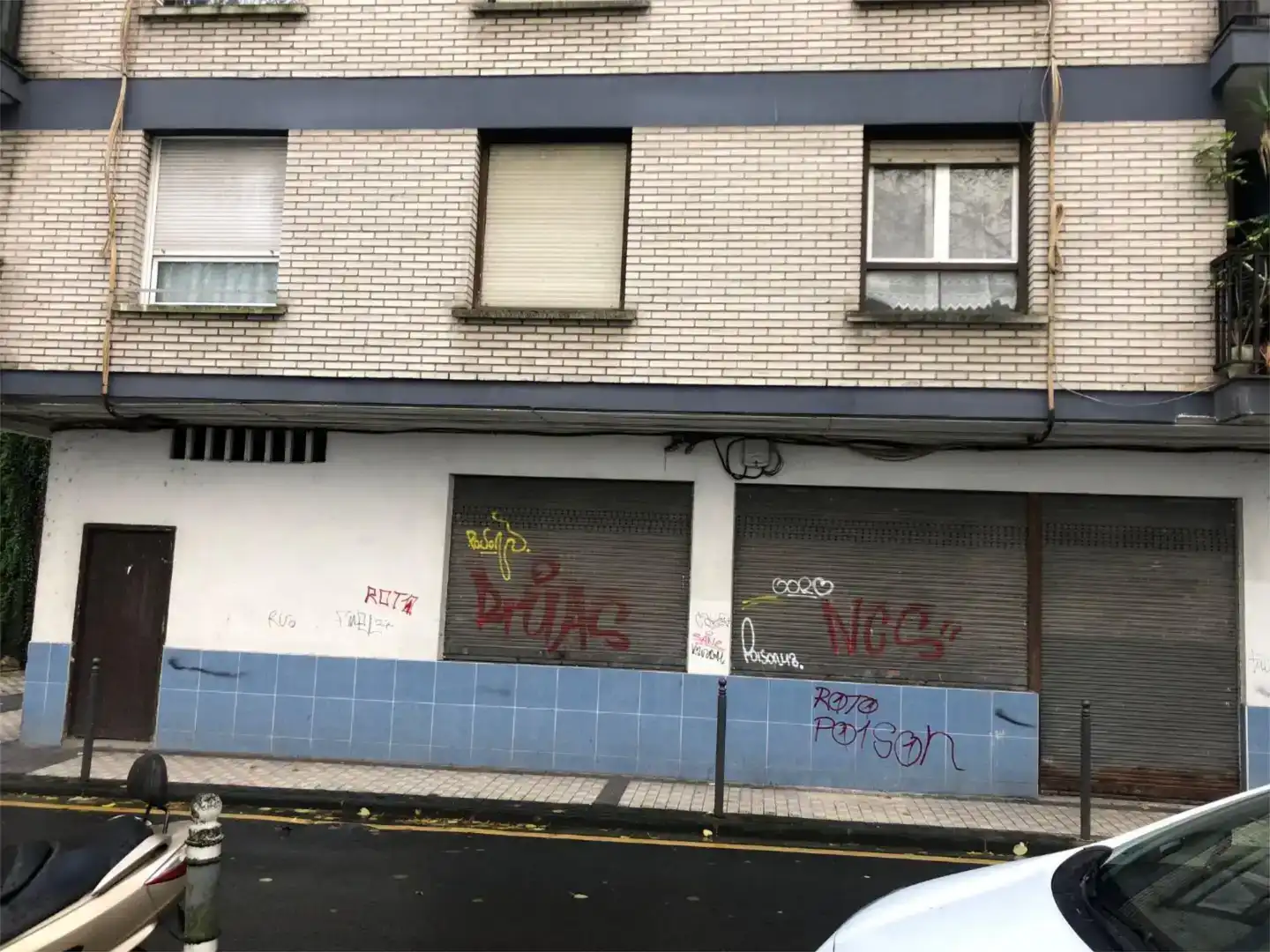 Außenansicht von Garage zum Verkauf in Irun 
