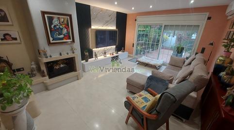 Foto 3 de Casa adosada en venta en Sant Llorenç d'Hortons, Barcelona