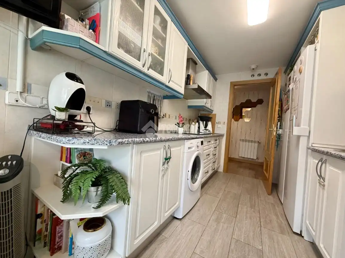 Cocina de Piso en venta en Alovera con Aire acondicionado, Calefacción y Terraza
