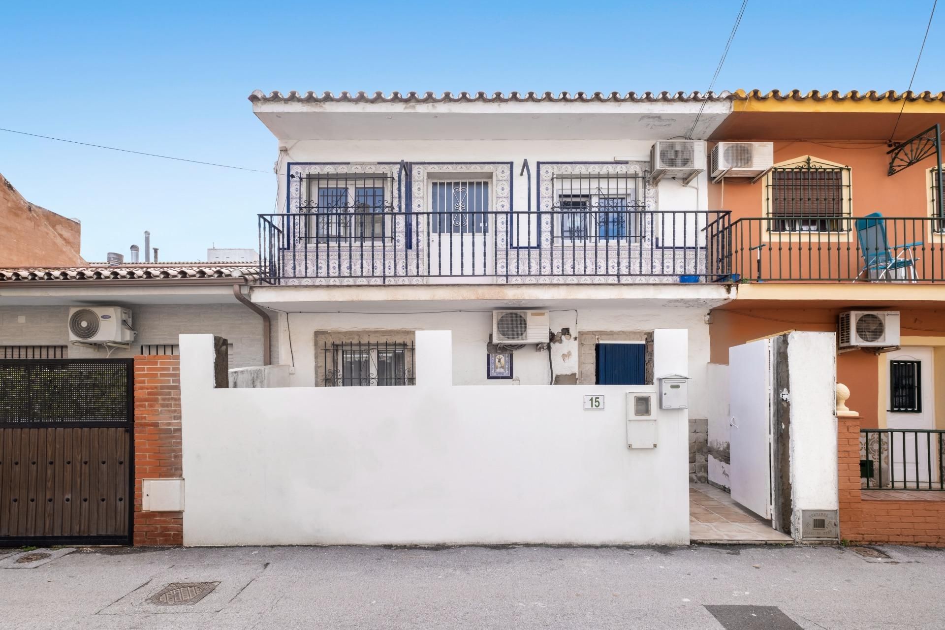 Exterior view of House or chalet for sale in Málaga Capital  with Air Conditioner, Heating and Private garden