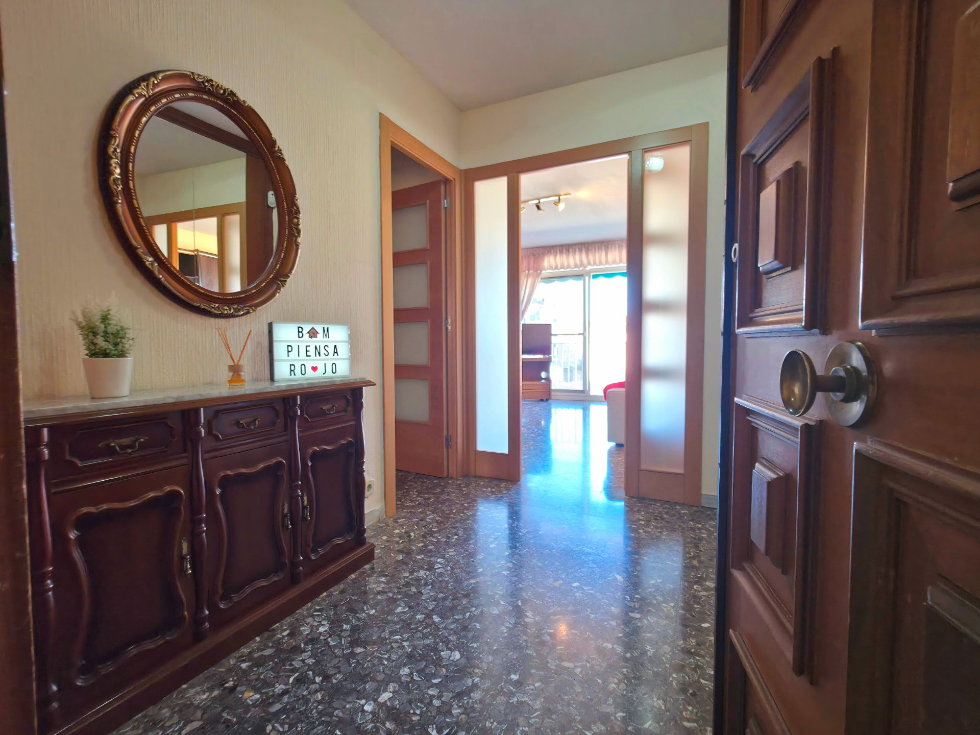 Piso en venta en Sant Andreu de la Barca con Aire acondicionado, Calefacción y Horno