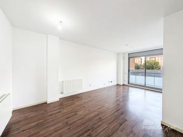 Wohnung mit Balkon zum Verkauf in Barcelona