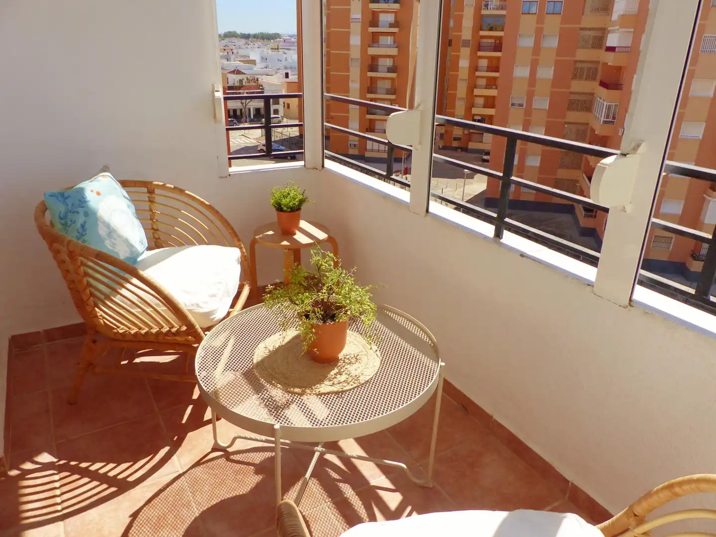 Balcony of Flat for sale in Chipiona  with Air Conditioner, Terrace and Furnished
