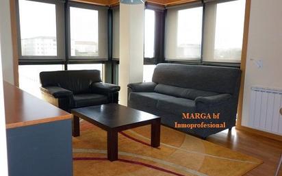 Sala d'estar de Pis de lloguer en Narón amb Calefacció, Parquet i Traster