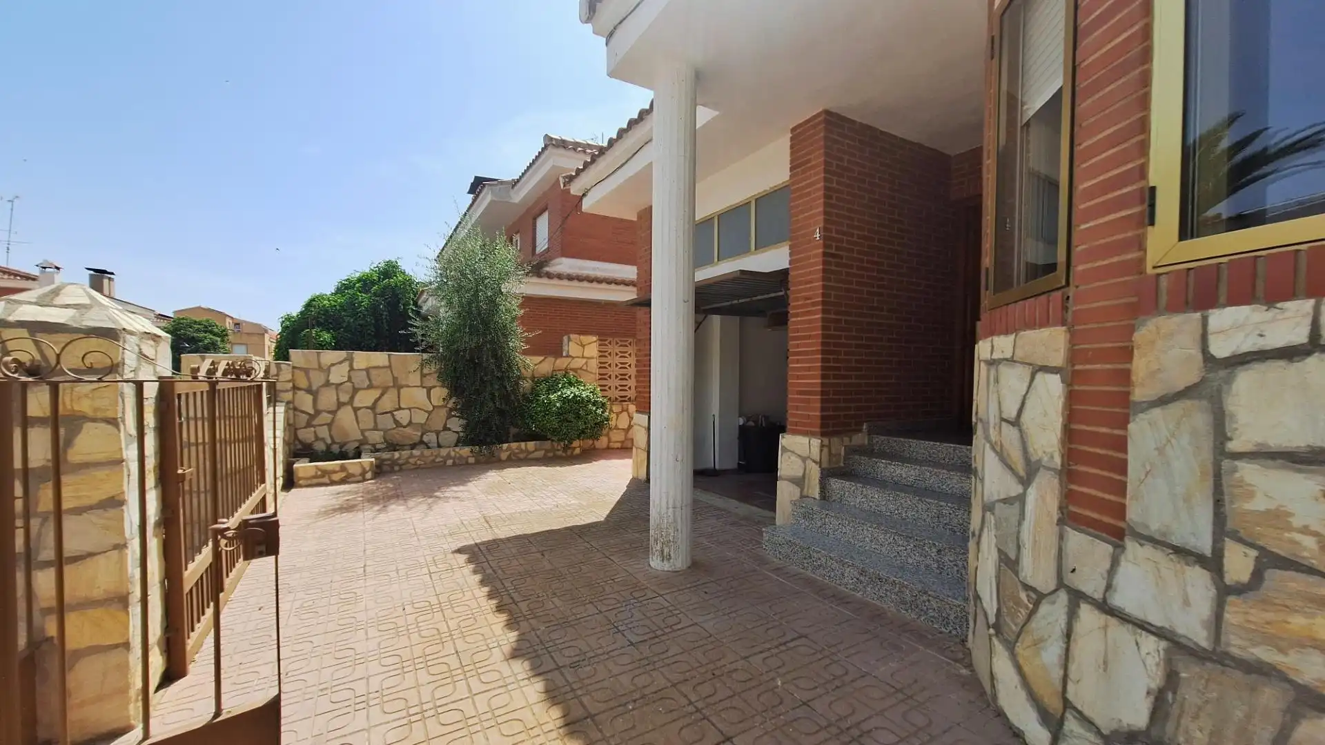 Casa con terraza en venta en Calle Cuenca