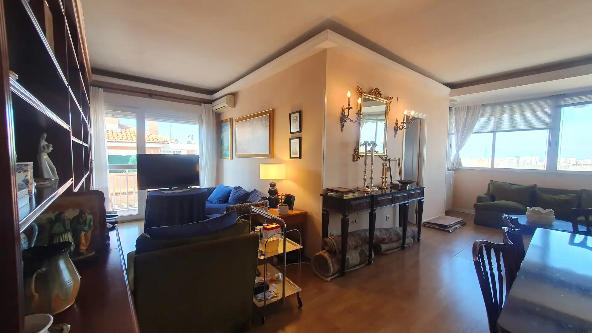 Sala d'estar de Pis en venda en  Madrid Capital amb Aire condicionat, Calefacció i Terrassa