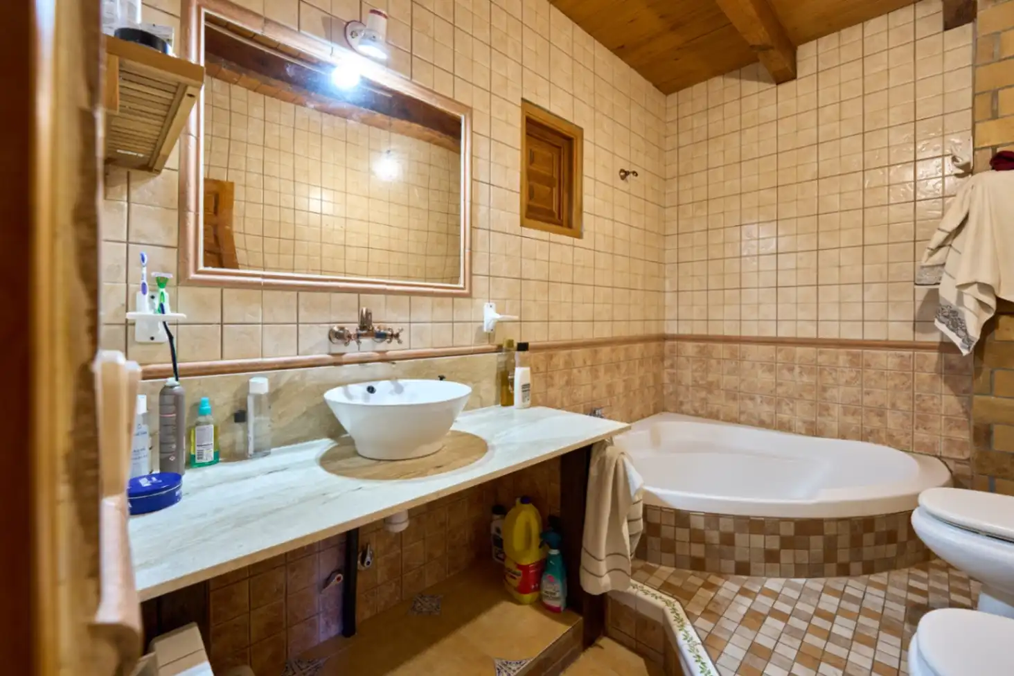 Baño de Finca rústica en venta en L'Ametlla del Vallès con Calefacción, Terraza y Trastero