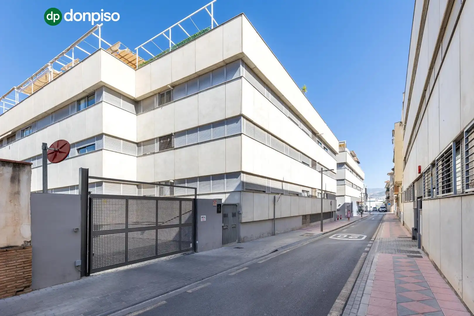 Individual for sale in Calle de Lérida 27