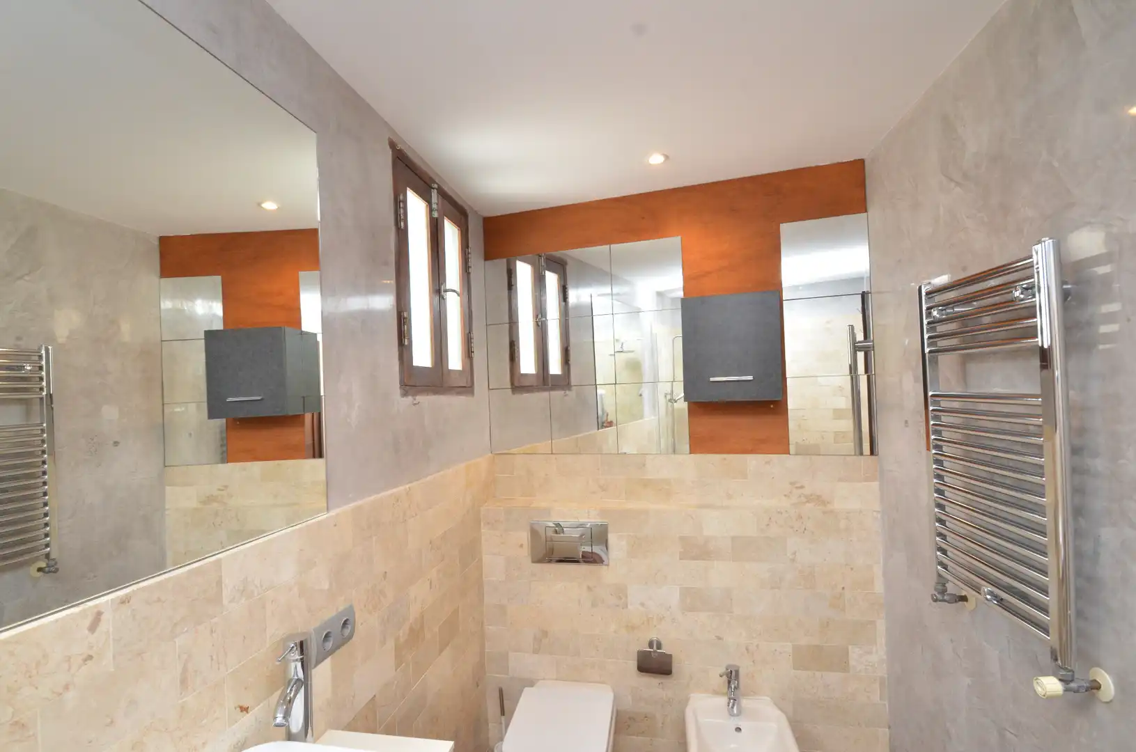 Bathroom of Flat for rent in  Palma de Mallorca  with Air Conditioner, Heating and Furnished