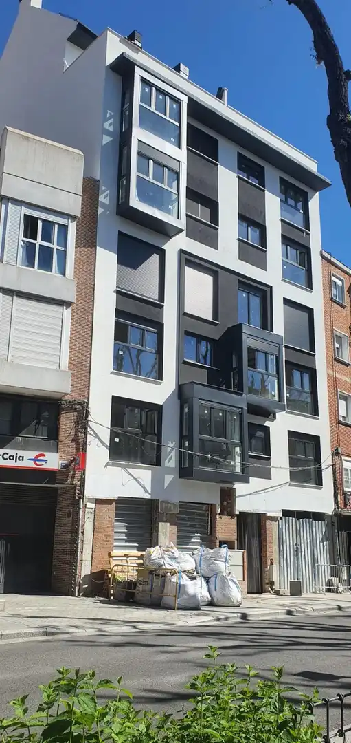 Außenansicht von Wohnungen zum Verkauf in Madrid