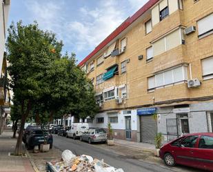 Exterior view of Flat for sale in  Sevilla Capital  with Air Conditioner and Terrace