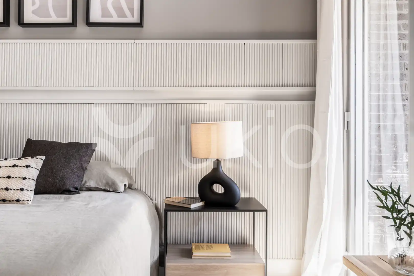 Dormitori de Apartament de lloguer en Madrid amb Aire condicionat, Calefacció i Moblat