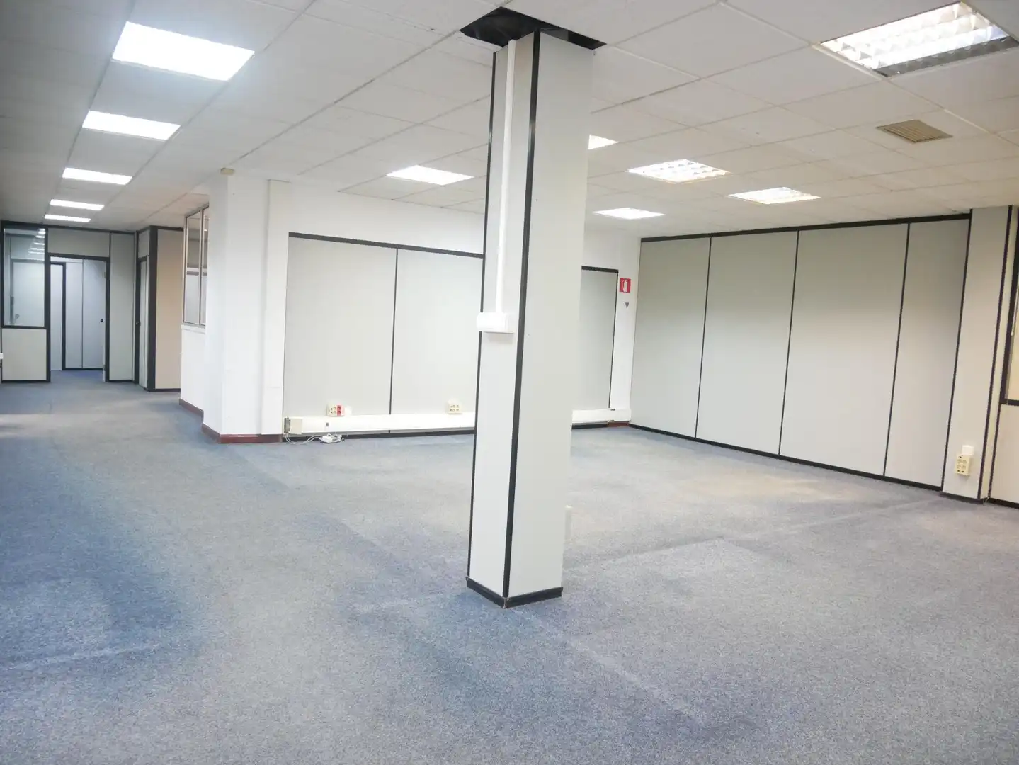 Büro zur Miete in Basauri  mit Klimaanlage und Heizung
