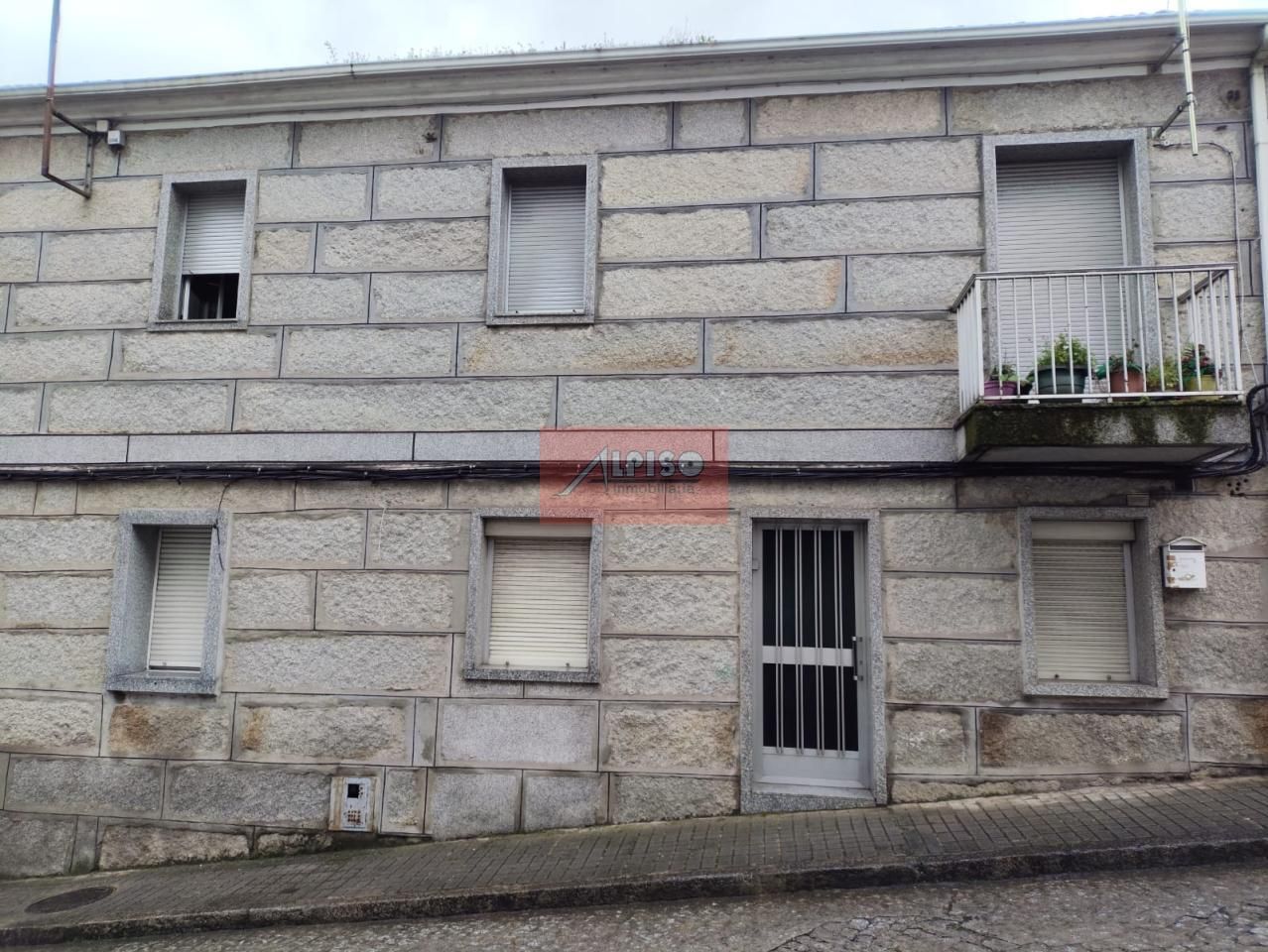 Vista exterior de Casa o xalet en venda en Ourense Capital  amb Calefacció i Balcó