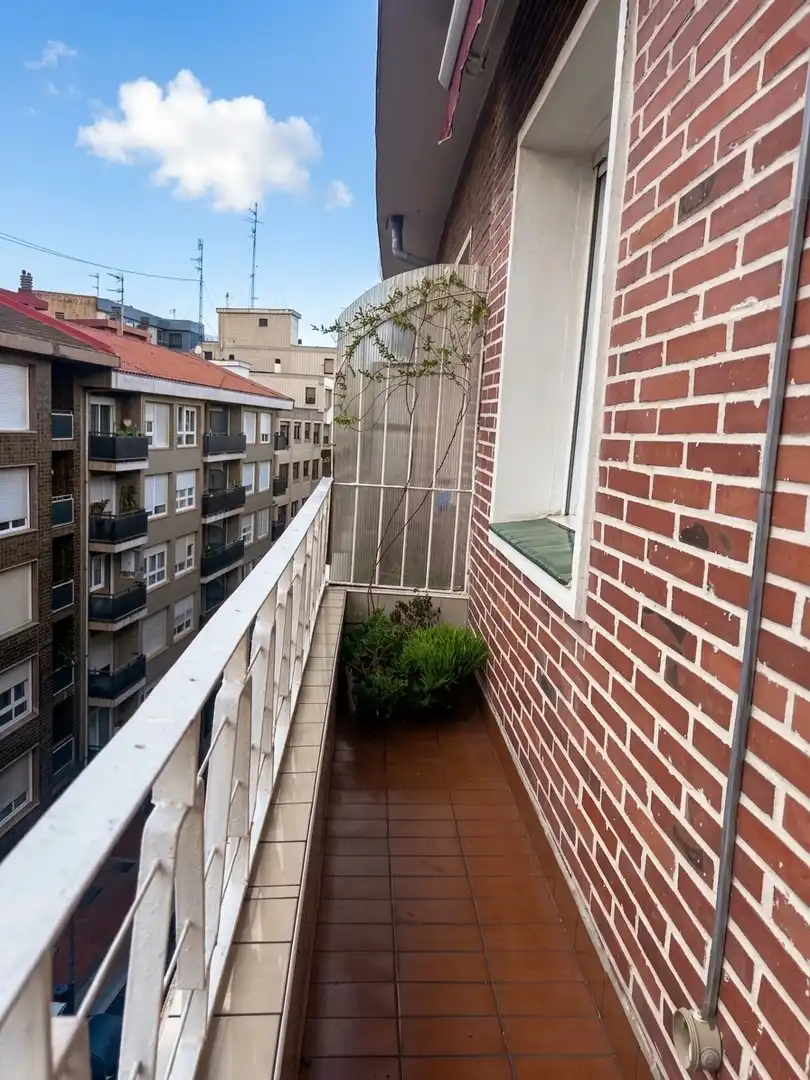 Pis amb terrassa en venda a Rontegui - Pormetxeta