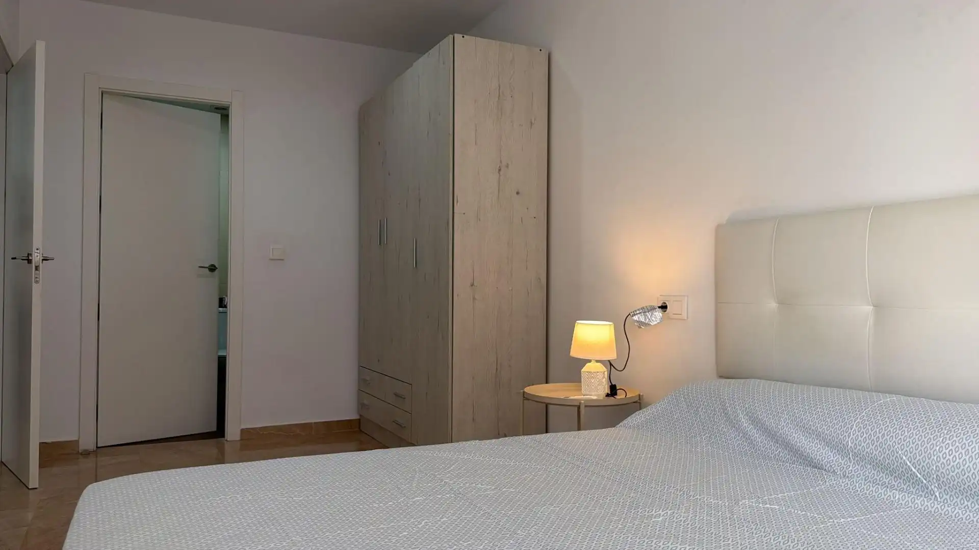 Bedroom of Flat for sale in Elche / Elx  with Air Conditioner and Furnished