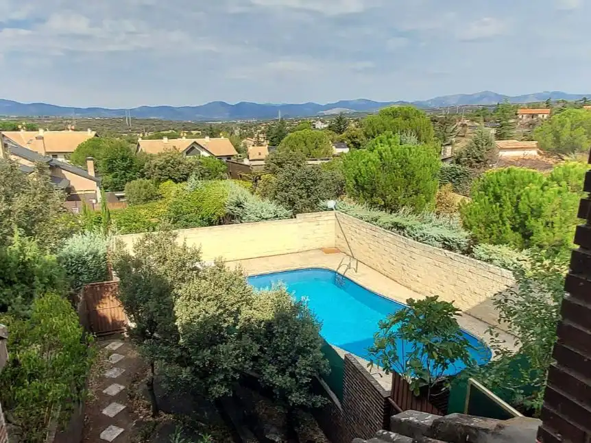Piscina de Casa o xalet de lloguer en La Navata