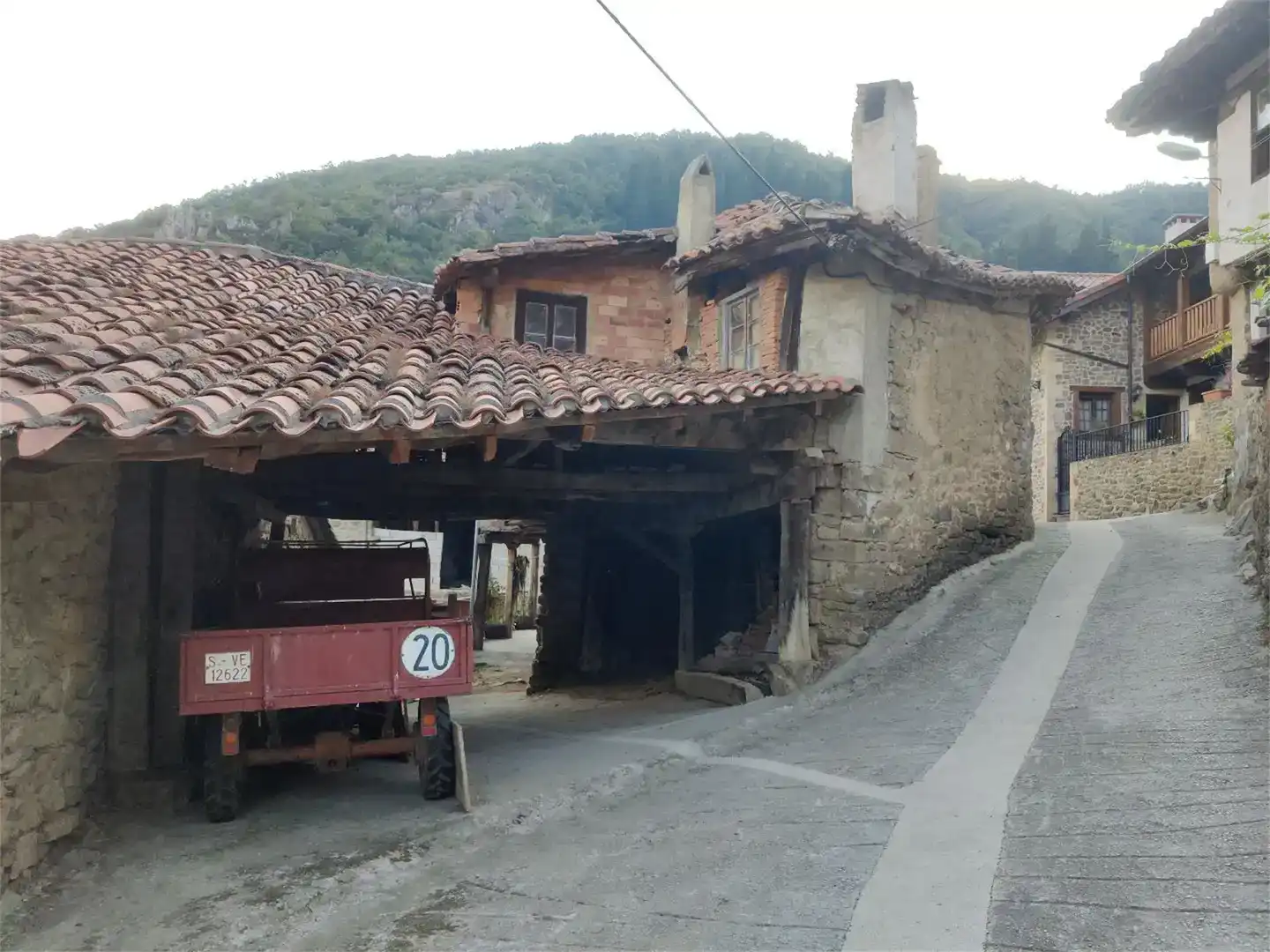 Aparcament de Pis en venda en Vega de Liébana amb Traster