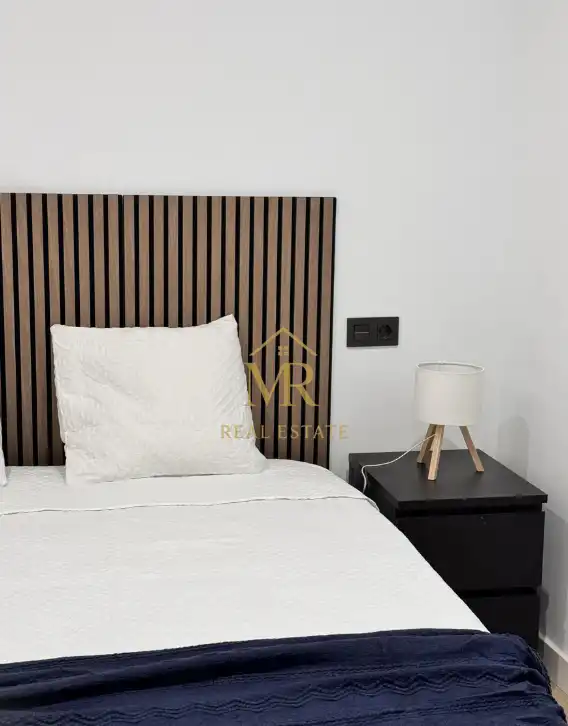 Bedroom of Study for sale in Salamanca  with Air Conditioner, Heating and Furnished