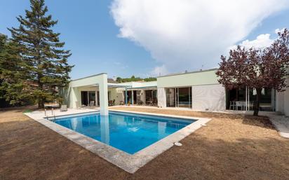 Swimming pool of House or chalet for sale in Igualada  with Air Conditioner and Swimming Pool