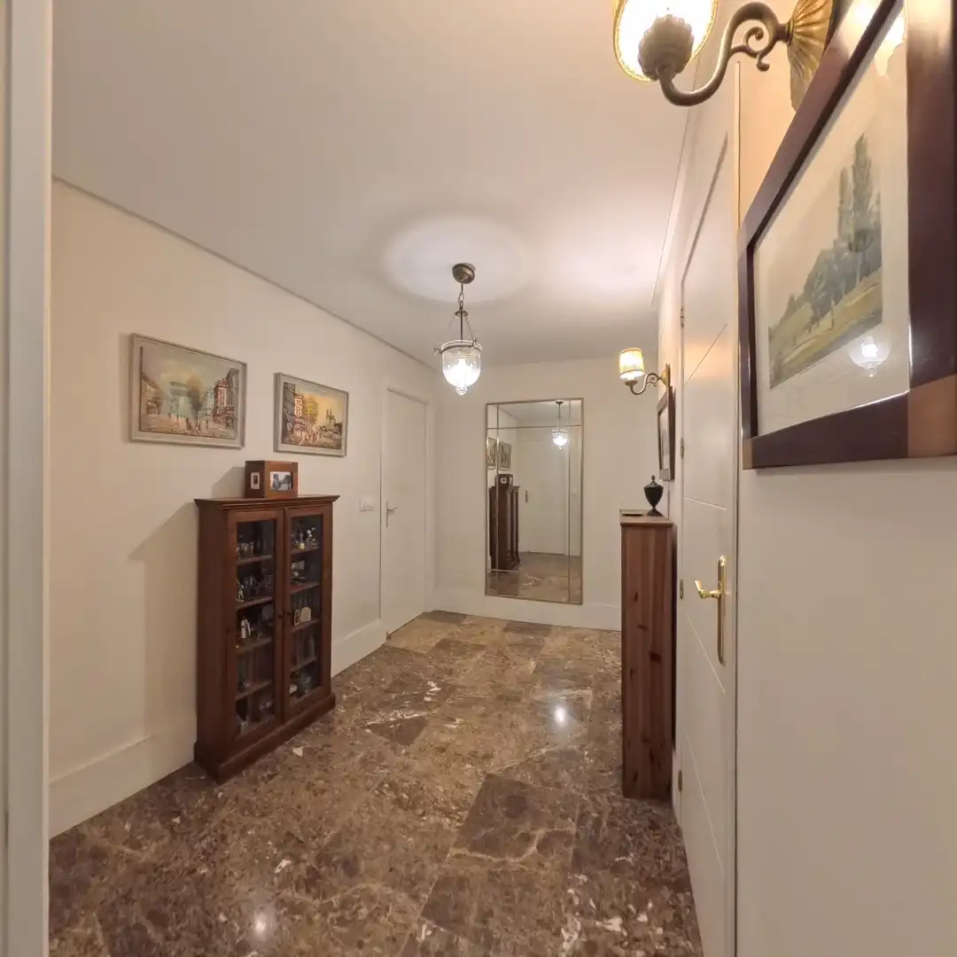 Piso en venta en Sevilla con Aire acondicionado, Calefacción y Trastero