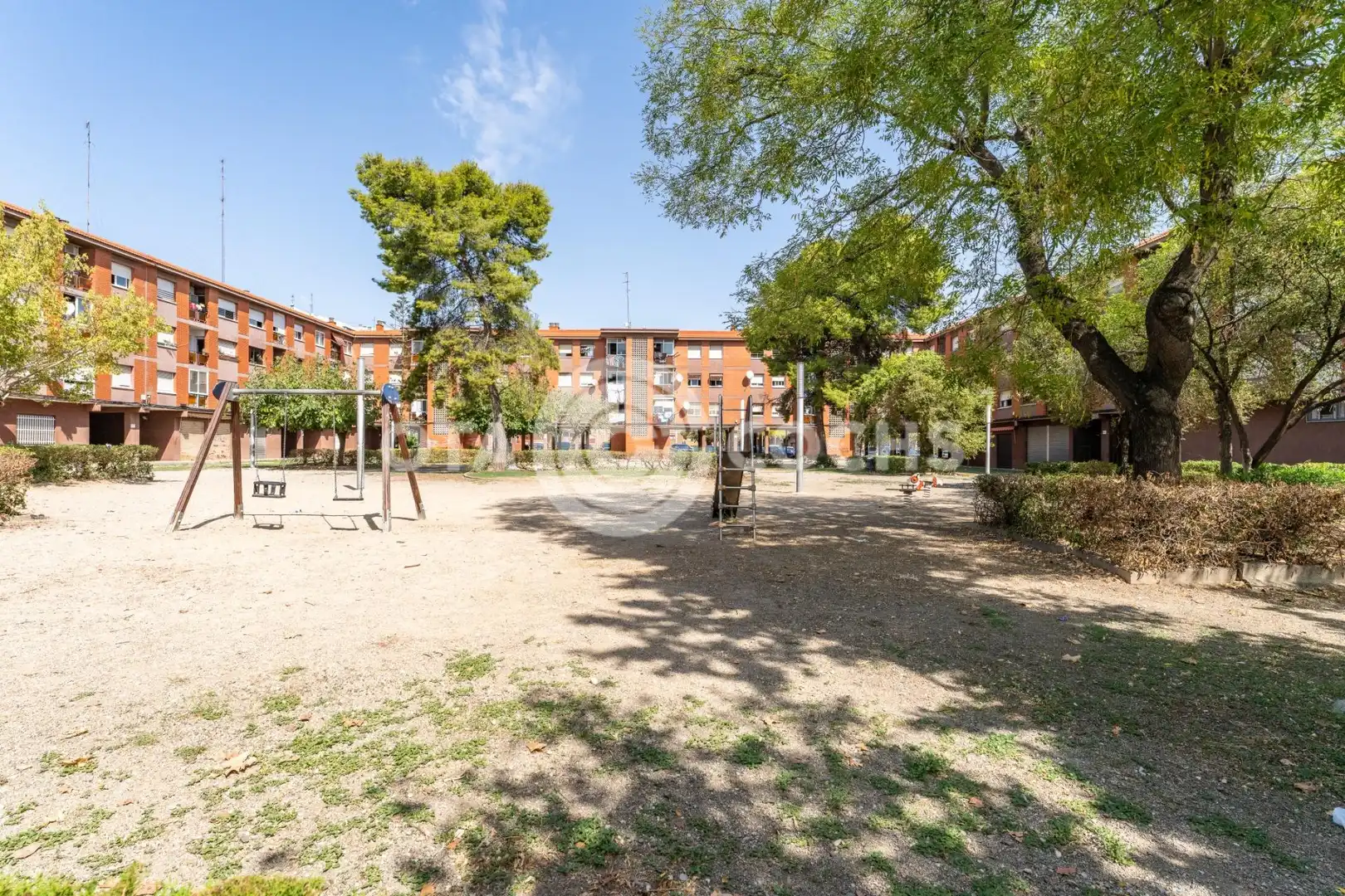 Außenansicht von Wohnung zum Verkauf in Tarragona mit Klimaanlage und Balkon