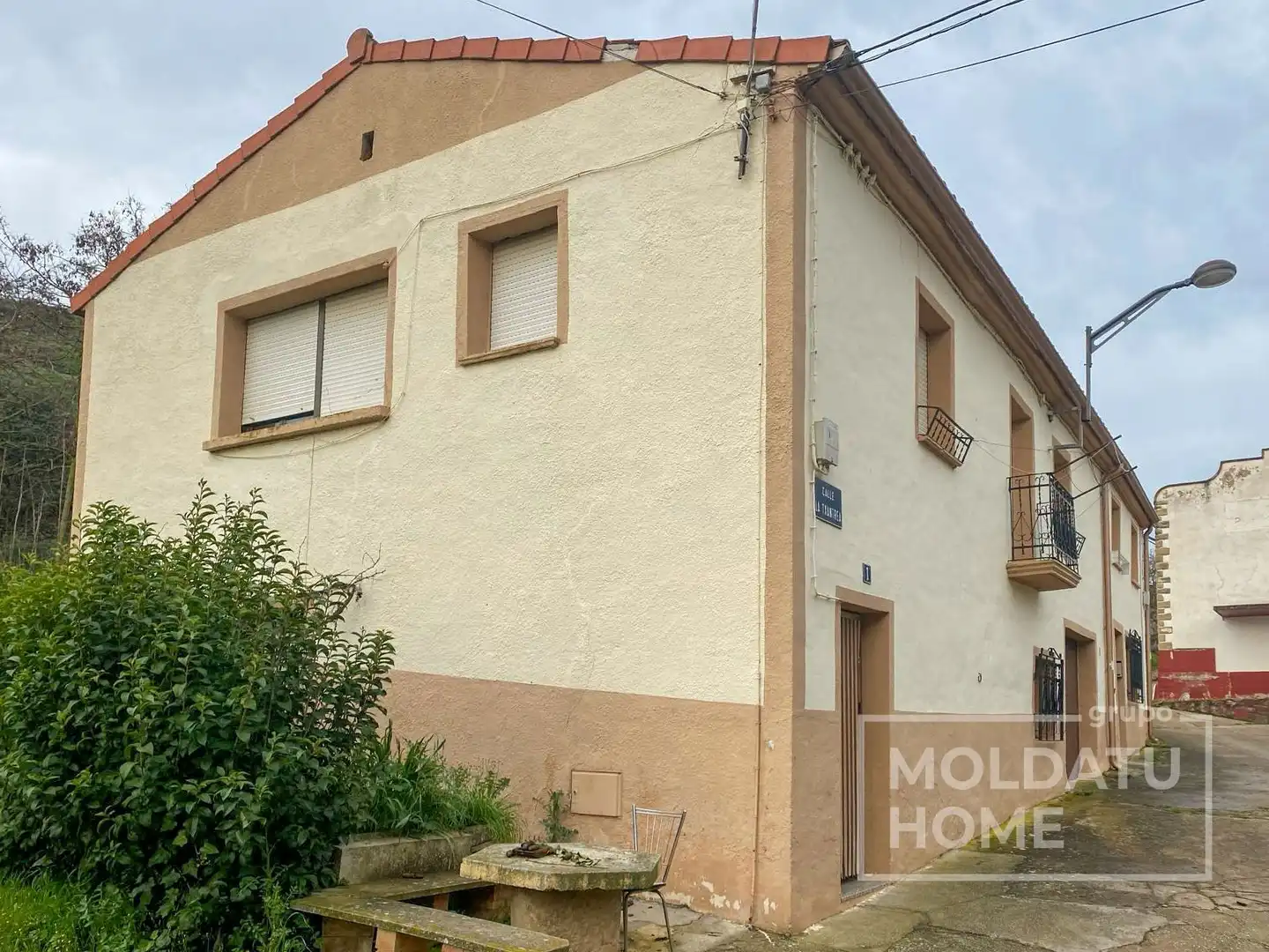 Vista exterior de Casa o xalet en venda en Desojo amb Calefacció i Traster