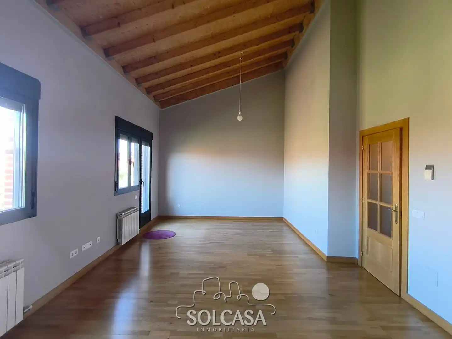 Sala de estar de Casa o chalet en venta en Renedo de Esgueva con Calefacción, Jardín privado y Parquet