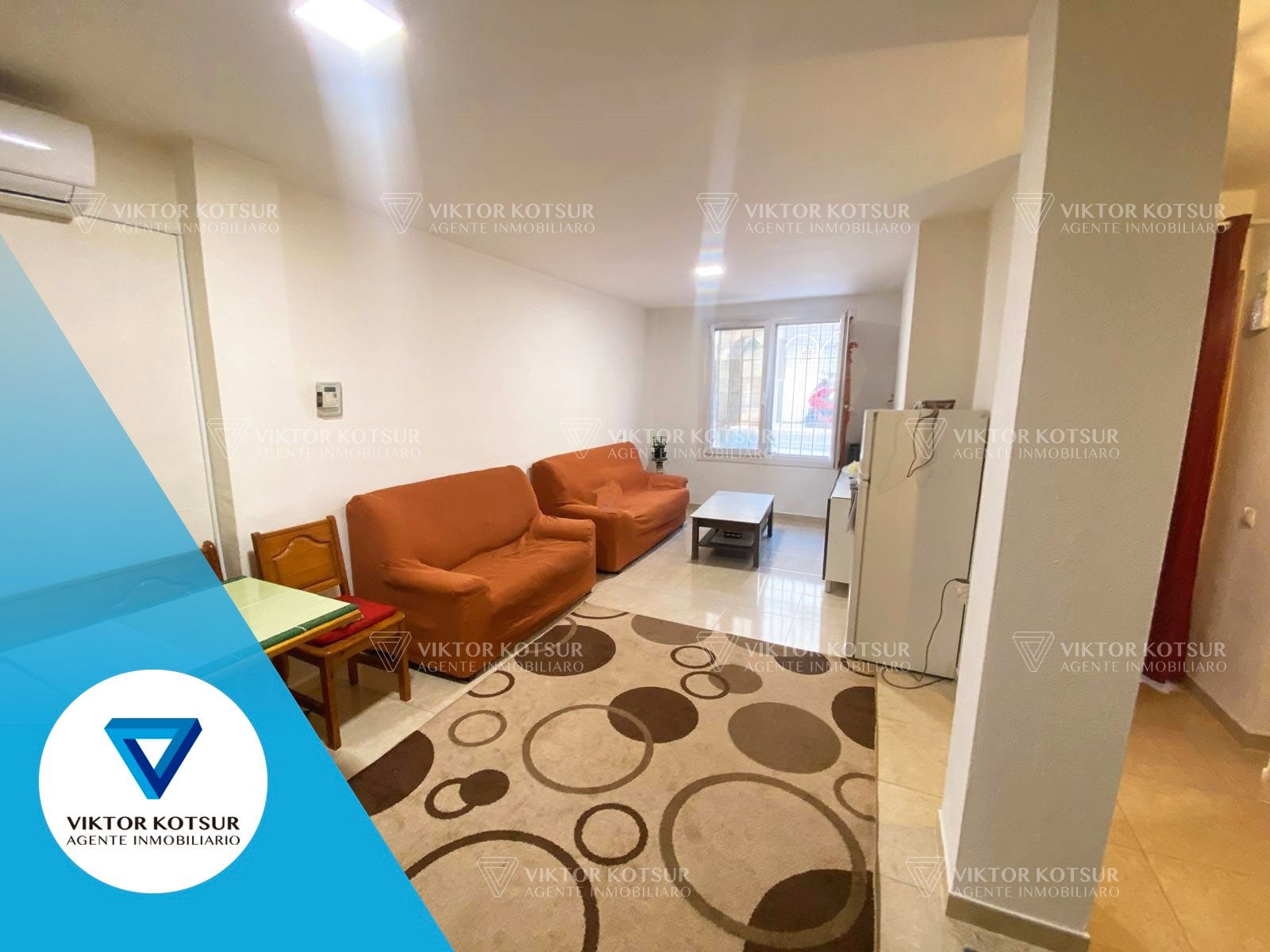 Sala d'estar de Apartament en venda en Roquetas de Mar amb Aire condicionat, Moblat i Forn