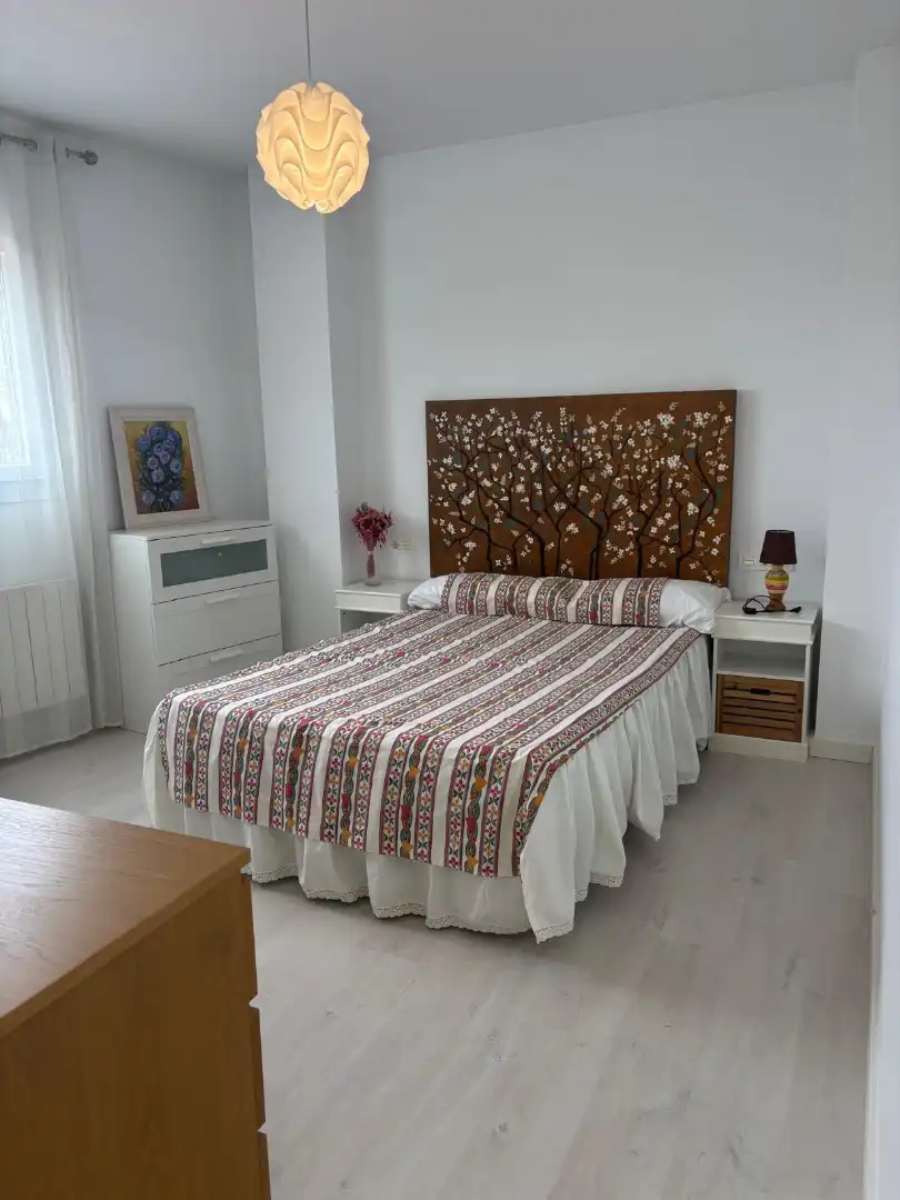 Bedroom of Flat for rent in Granada  with Air Conditioner, Heating and Terrace
