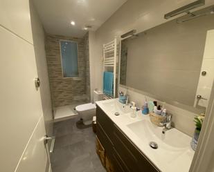 Bathroom of Flat for sale in Terrassa  with Air Conditioner, Terrace and Balcony