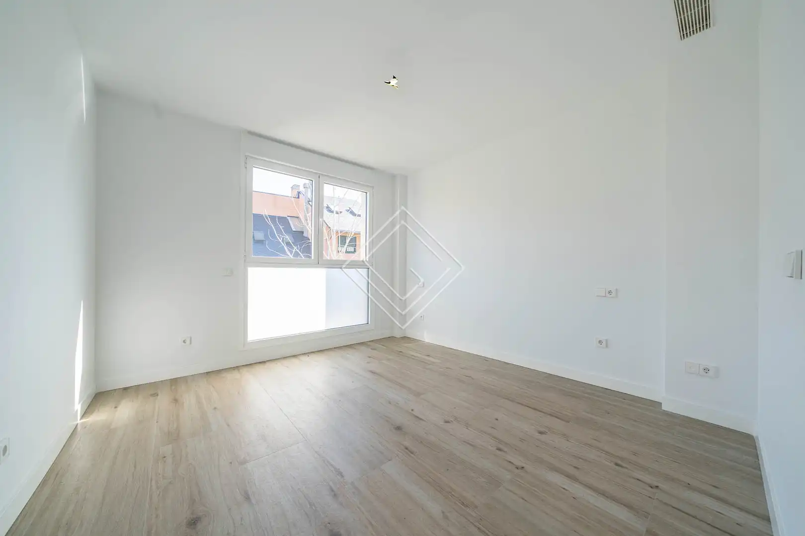 Casa adosada en venta en Ciudad Universitaria