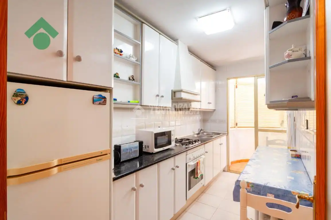 Küche von Wohnung zum Verkauf in Almuñécar mit Terrasse, Möbliert und Balkon