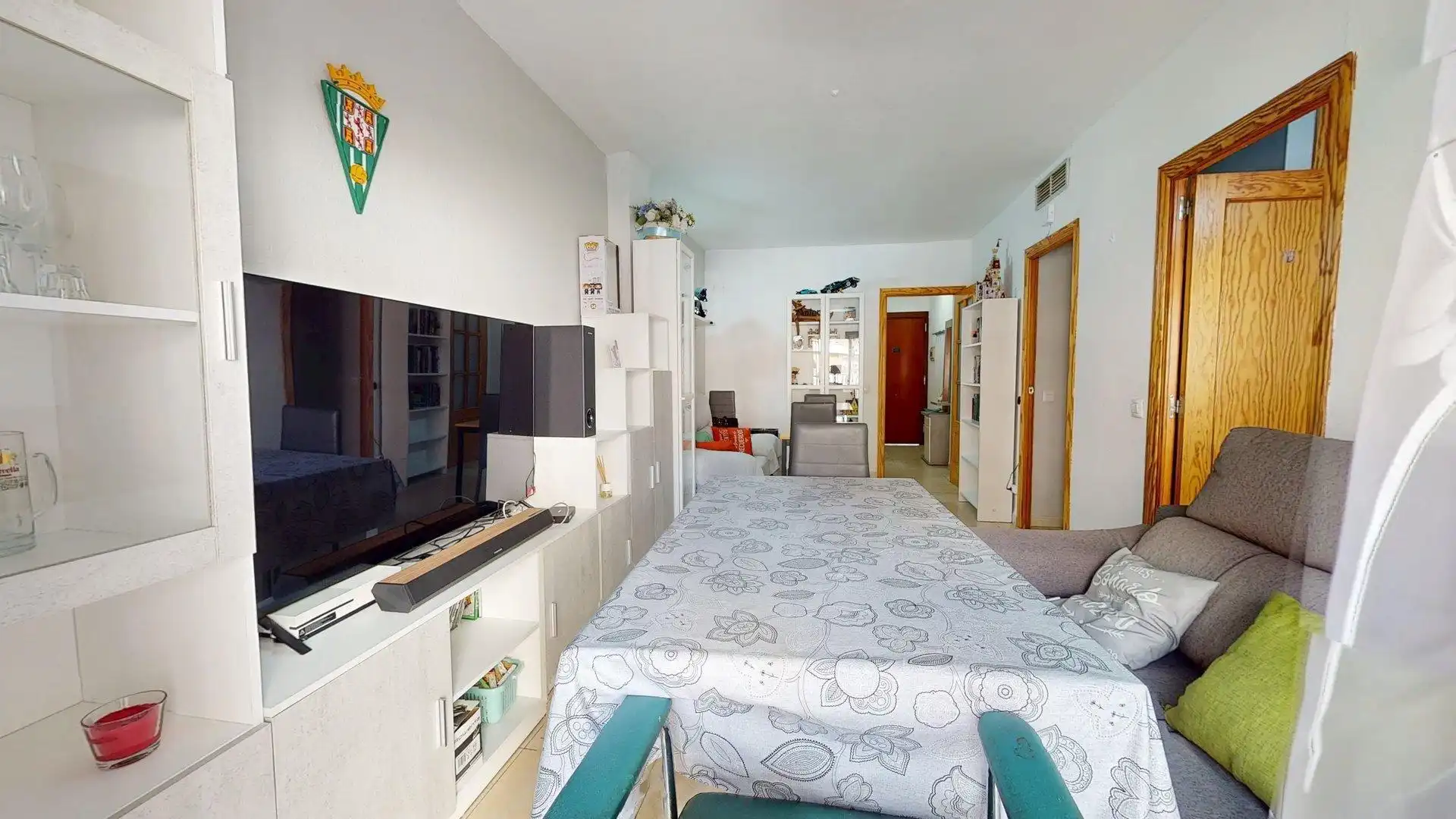 Sala d'estar de Pis en venda en Córdoba amb Aire condicionat, Terrassa i Traster