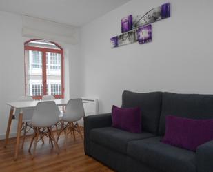 Living room of Flat to rent in Santiago de Compostela   with Heating, Furnished and Oven