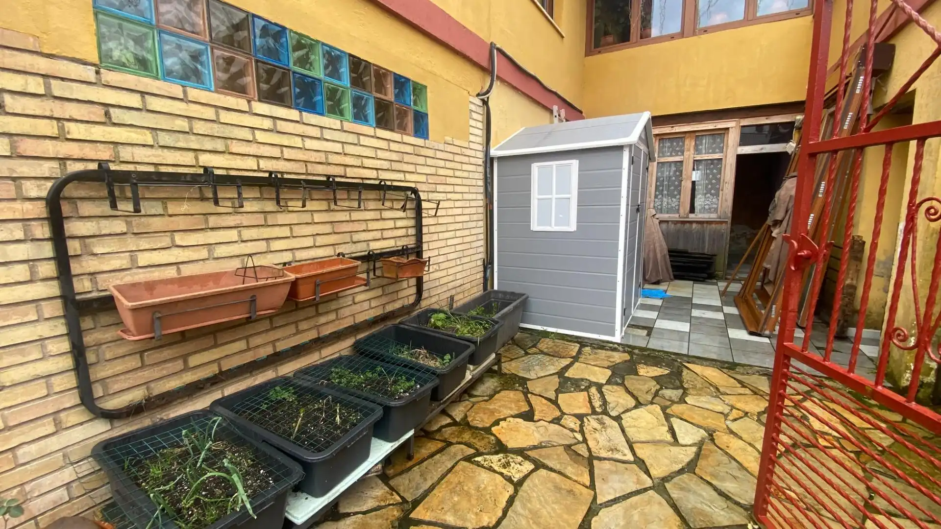 Jardín de Planta baja en venta en Ruente
