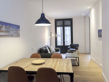 Piso con balcón en venta en Carrer de la Freneria