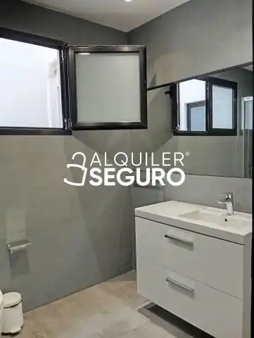 Bathroom of Flat for rent in Centro