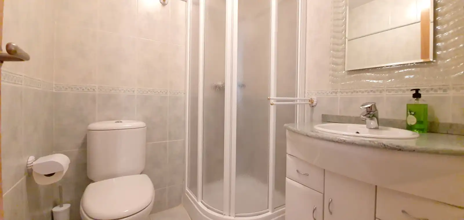 Bathroom of Apartments for sale in Dénia  with Air Conditioner, Heating and Terrace