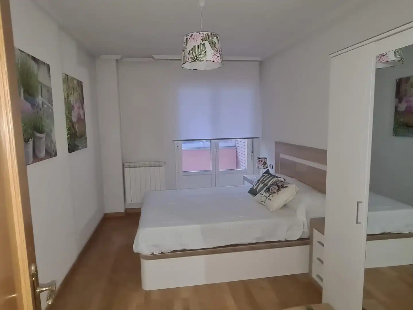 Bedroom of Apartments for rent in León Capital   with Heating, Parquet flooring and Terrace