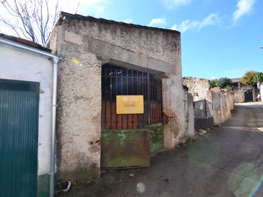 Residential land for sale in Calle Charca del Pescador 32