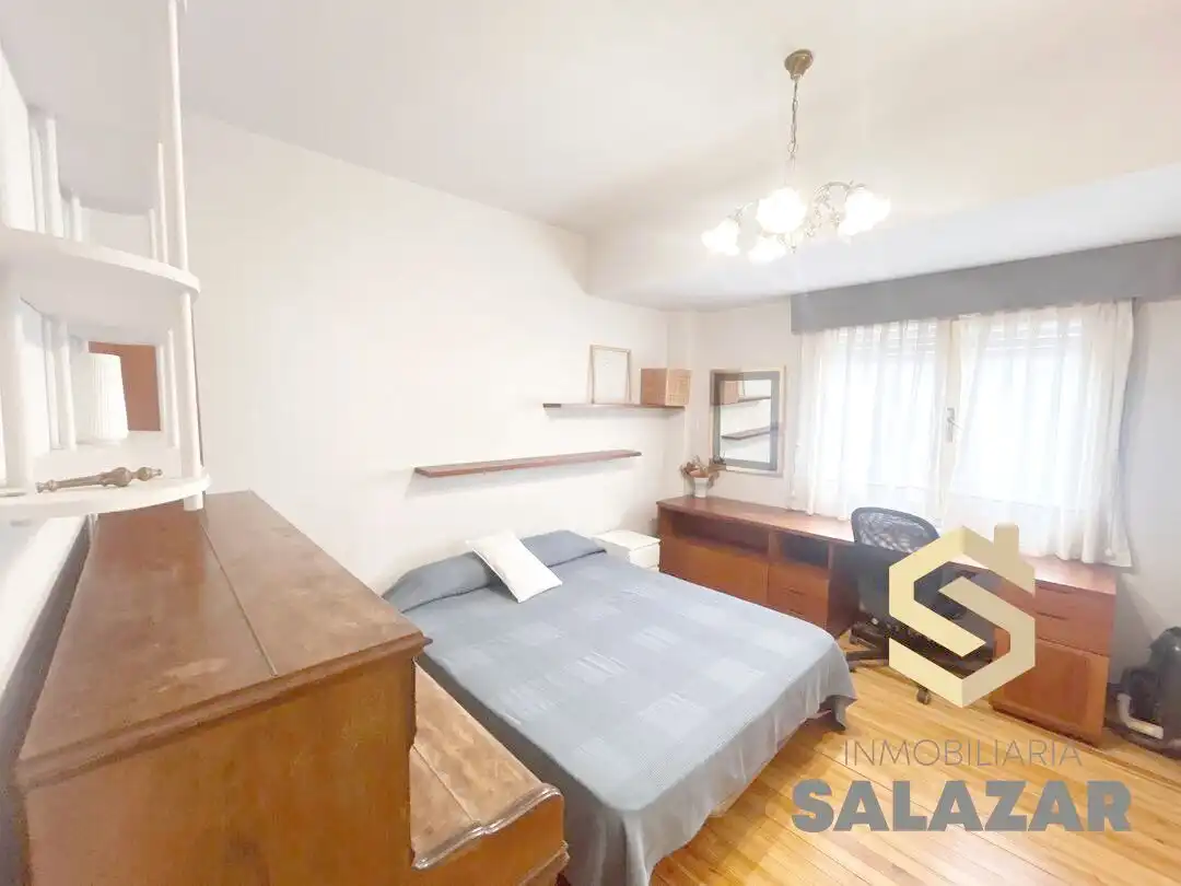 Schlafzimmer von Wohnung zur Miete in Bilbao  mit Heizung