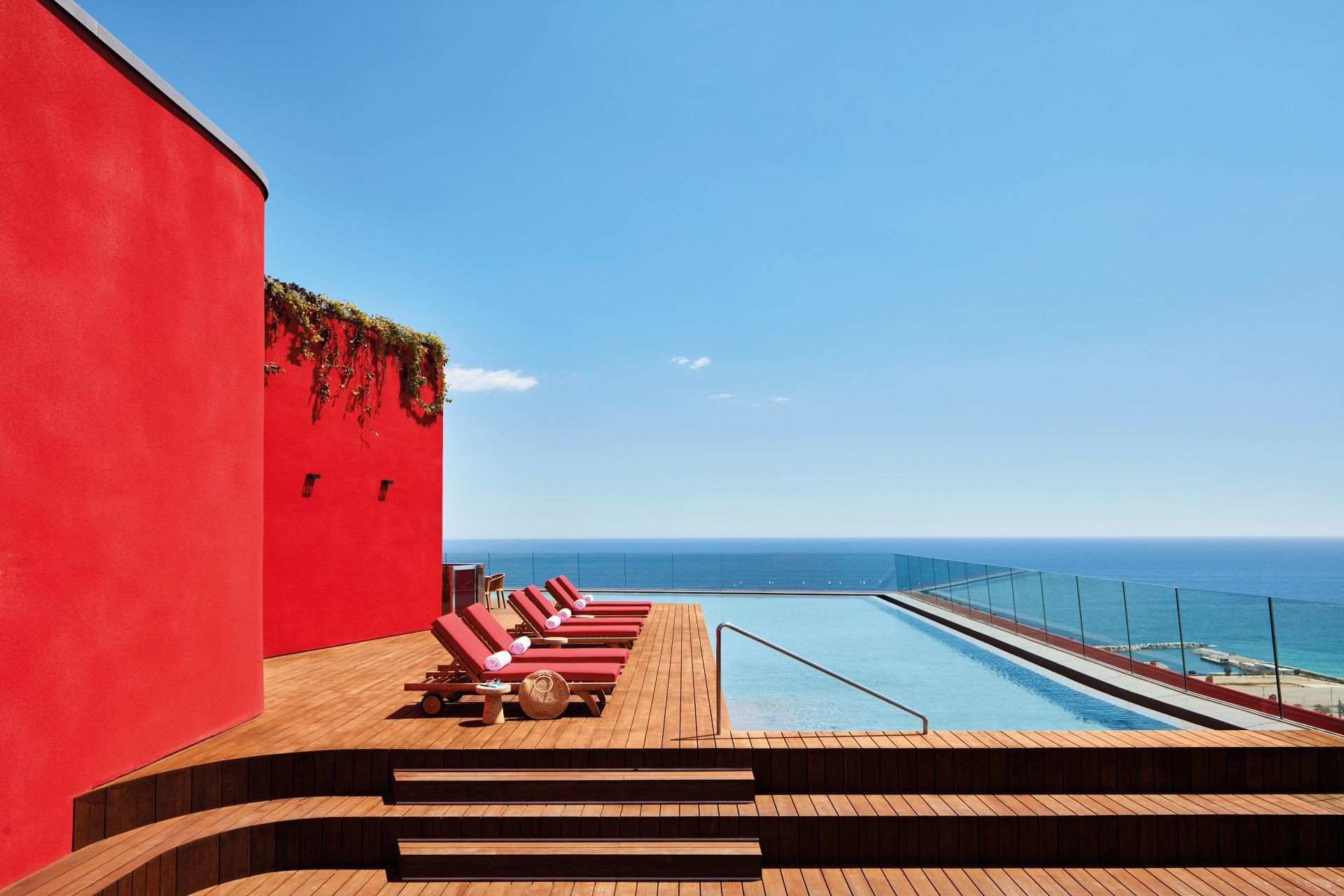 Swimming pool of Flat for sale in  Barcelona Capital  with Air Conditioner, Heating and Terrace