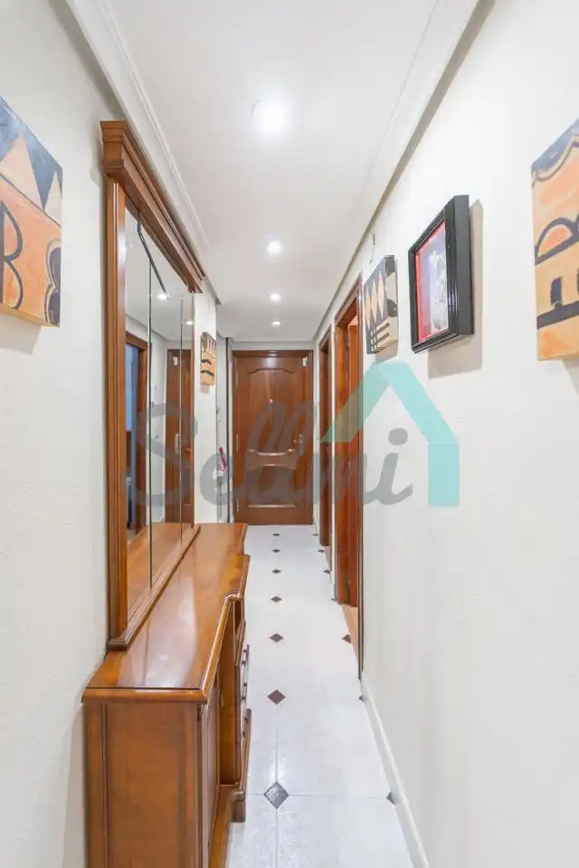 Planta baja en venta en Aller con Calefacción, Trastero y Amueblado