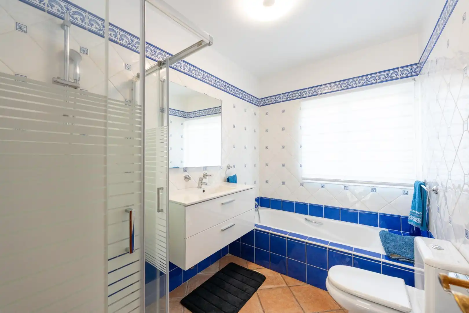 Bathroom of Houses for sale in San Miguel de Abona  with Air Conditioner, Private garden and Terrace