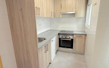 Kitchen of Flat for sale in Rubí  with Parquet flooring, Oven and Balcony