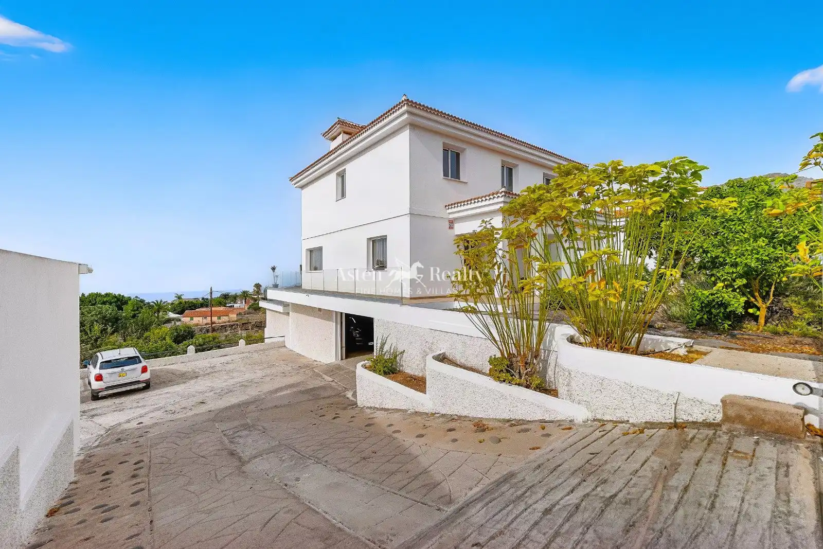 Exterior view of Houses for sale in La Camella