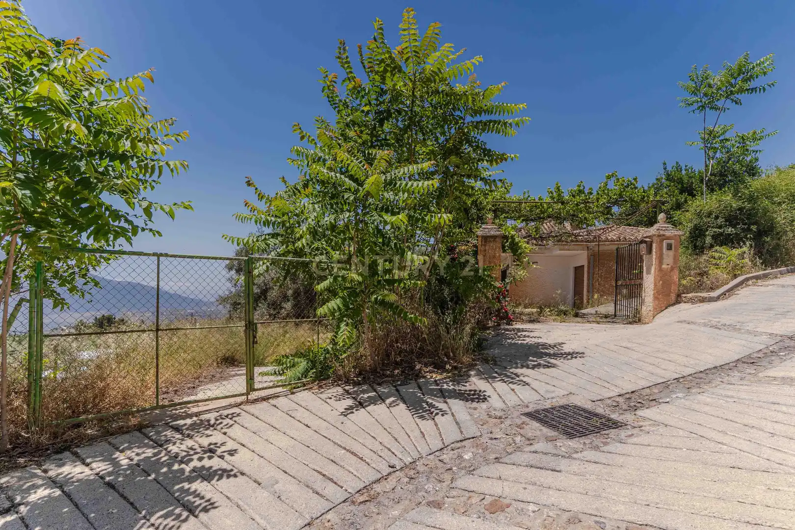Finca rústica en venta en Carataunas con Jardín privado, Trastero y Piscina