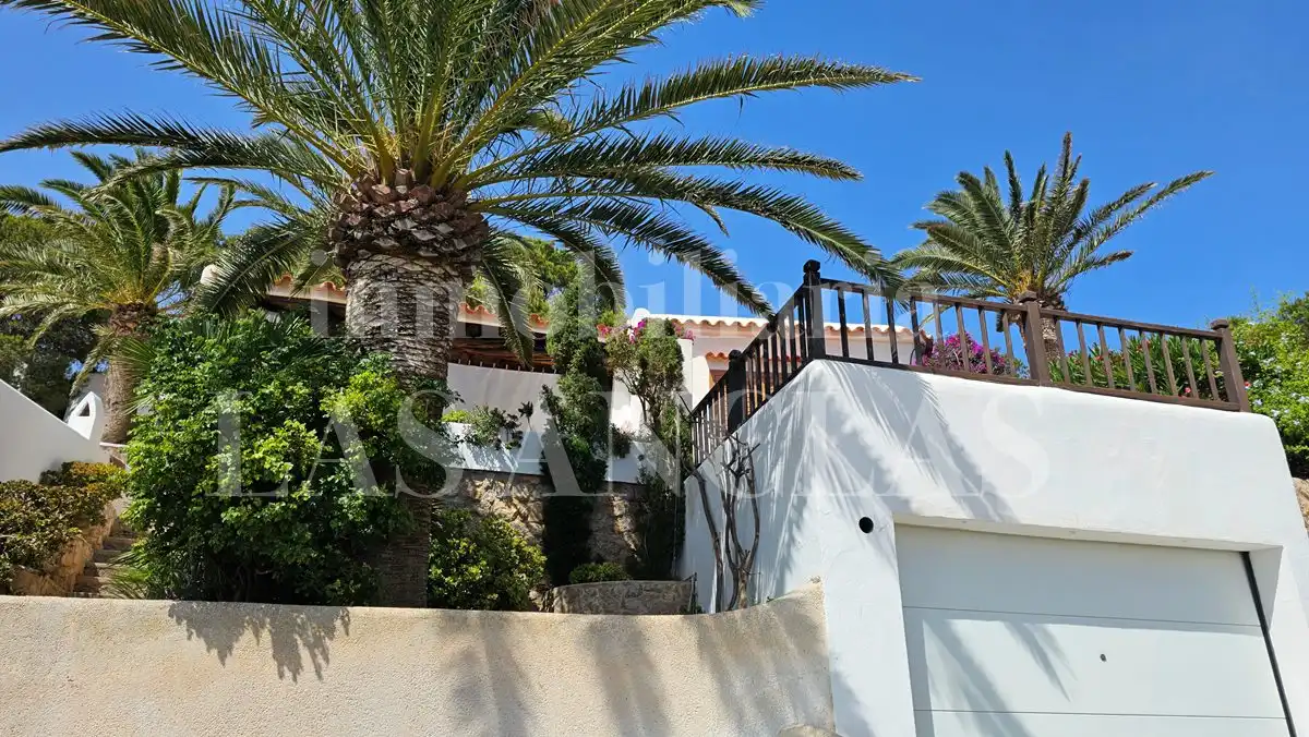 Vista exterior de Casa o xalet en venda en Eivissa amb Aire condicionat, Terrassa i Traster