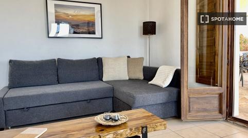 Foto 2 de Apartament per a compartir a Olías, Málaga Capital